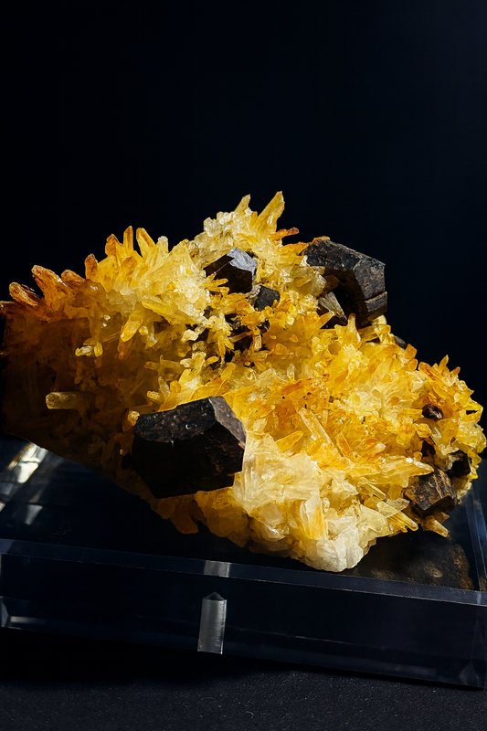 SUNFLOWER QUARTZ WITH PYRITE – STONE OF ABUNDANCE & PROTECTION