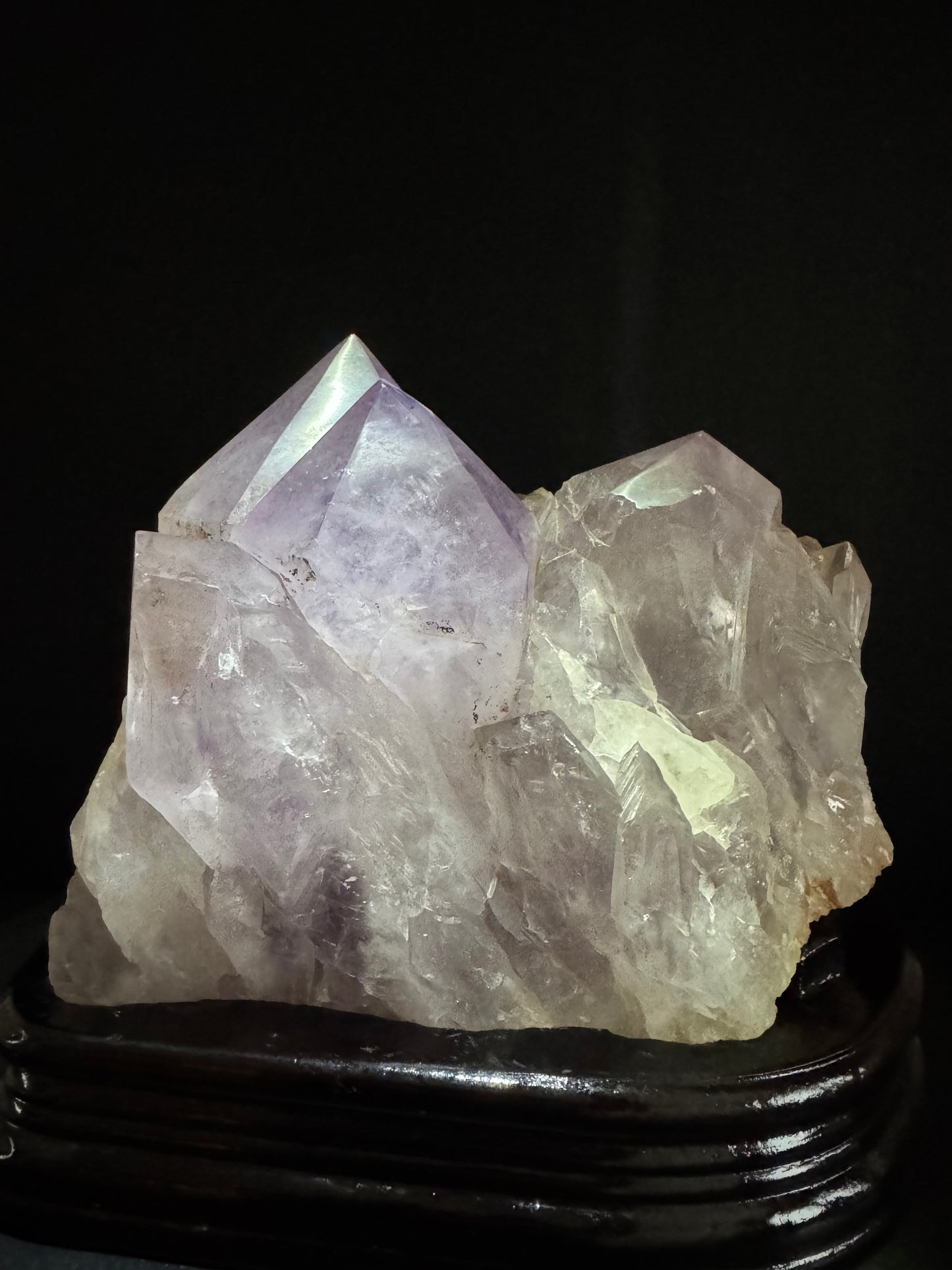 RAW AMETHYST- STONE OF SERENITY AND INTUITION