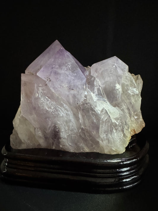RAW AMETHYST- STONE OF SERENITY AND INTUITION